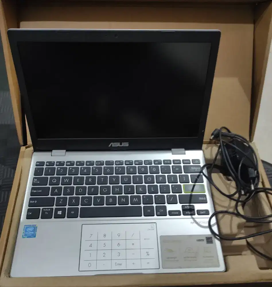 Laptop Asus Mulus