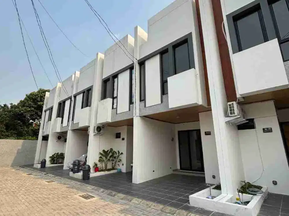 Jual Rumah Baru 2 Lantai  Cluster di Kukusan Dekat Gerbang Tol Kukusan Kota Depok Dijual