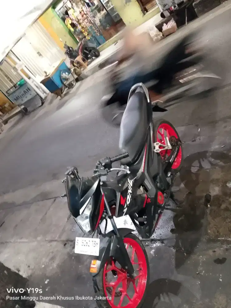 Motor, sonic ss lengkap