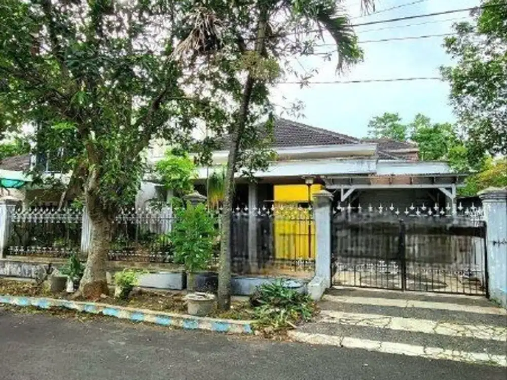 Disewakan Rumah di Jalan Indragiri, Daerah Jalan Sungai - sungai, Purwantoro Blimbing Malang