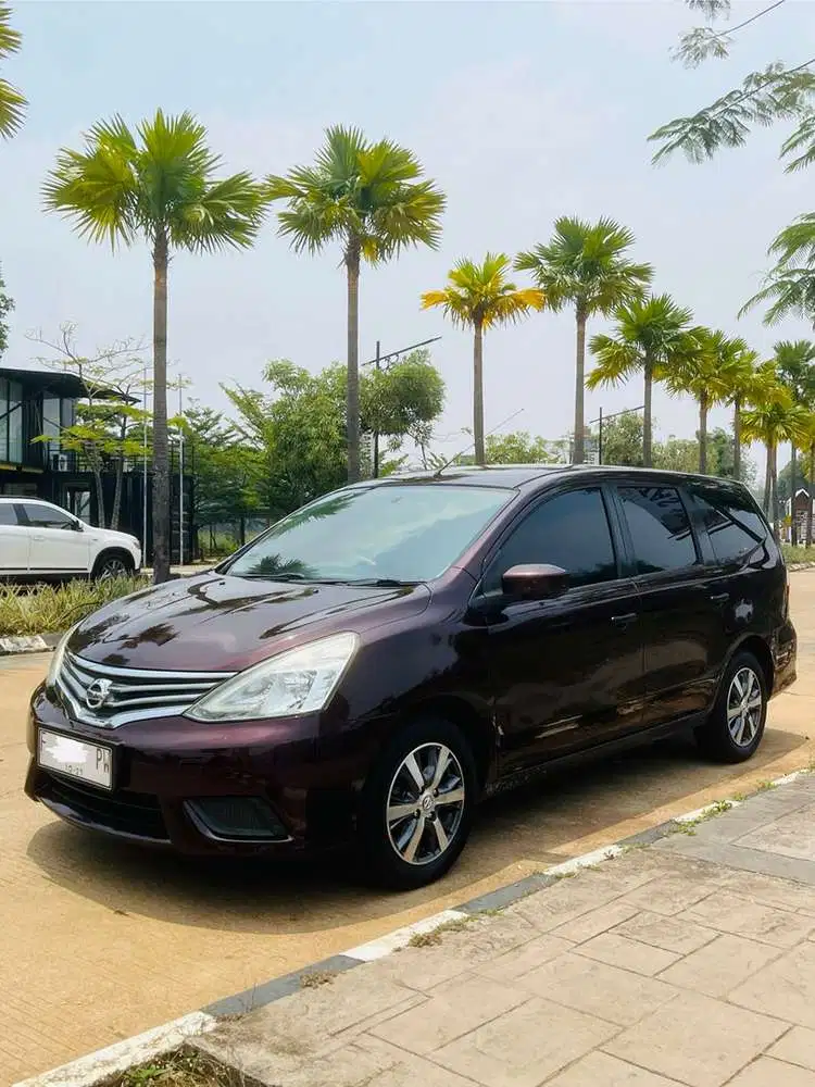 Nissan Grand livina 2017 Bensin