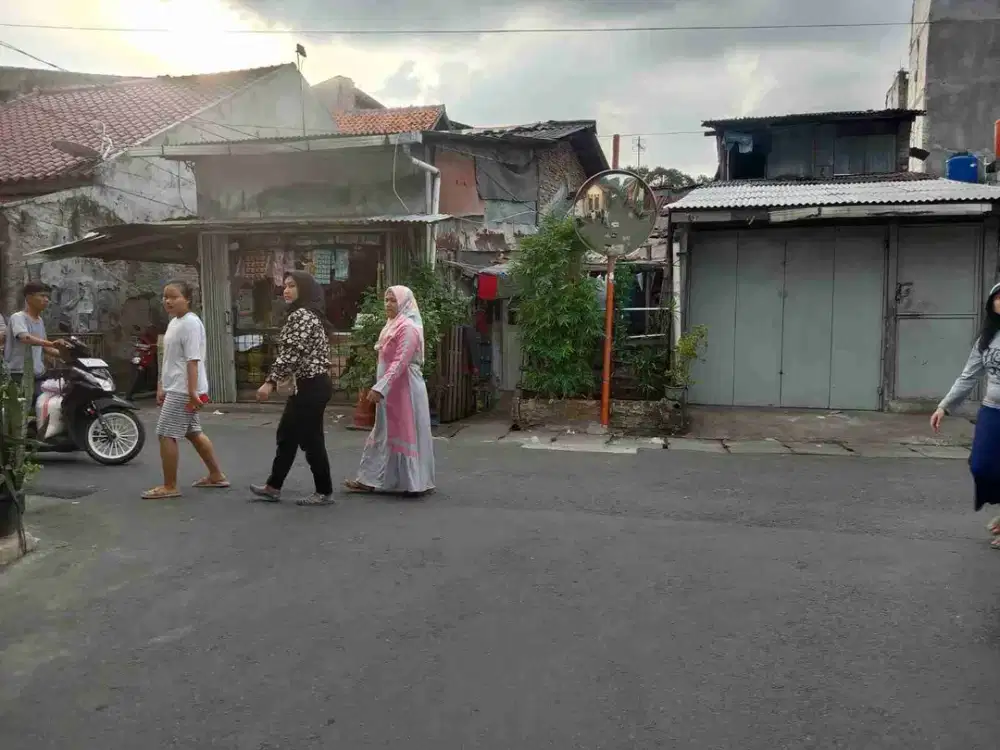 Jual Tanah Murah di Belakang Kampus UKI Cawang!
