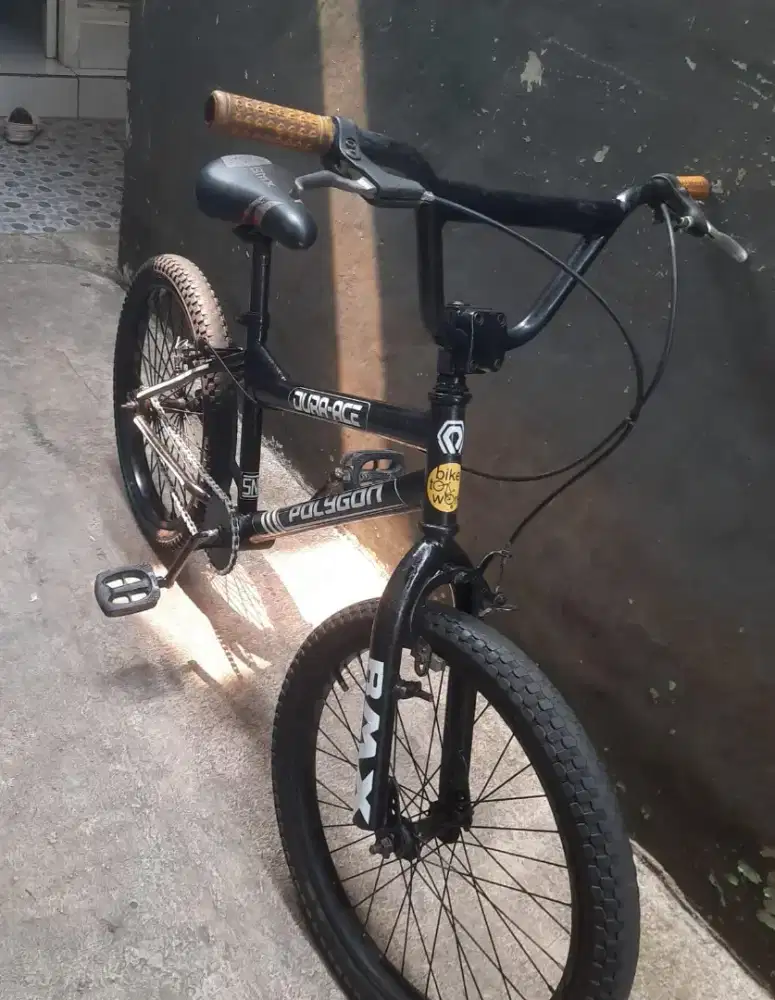 Sepeda Bmx ukuran 20 tinggal pakai