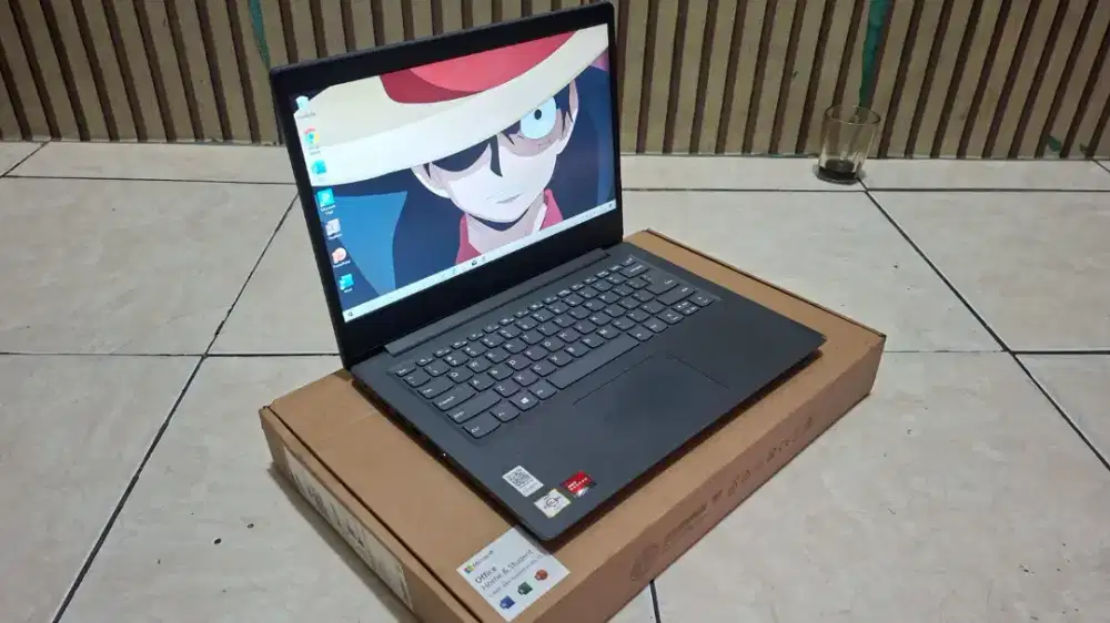 Laptop Lenovo Ideapad V14-ADA