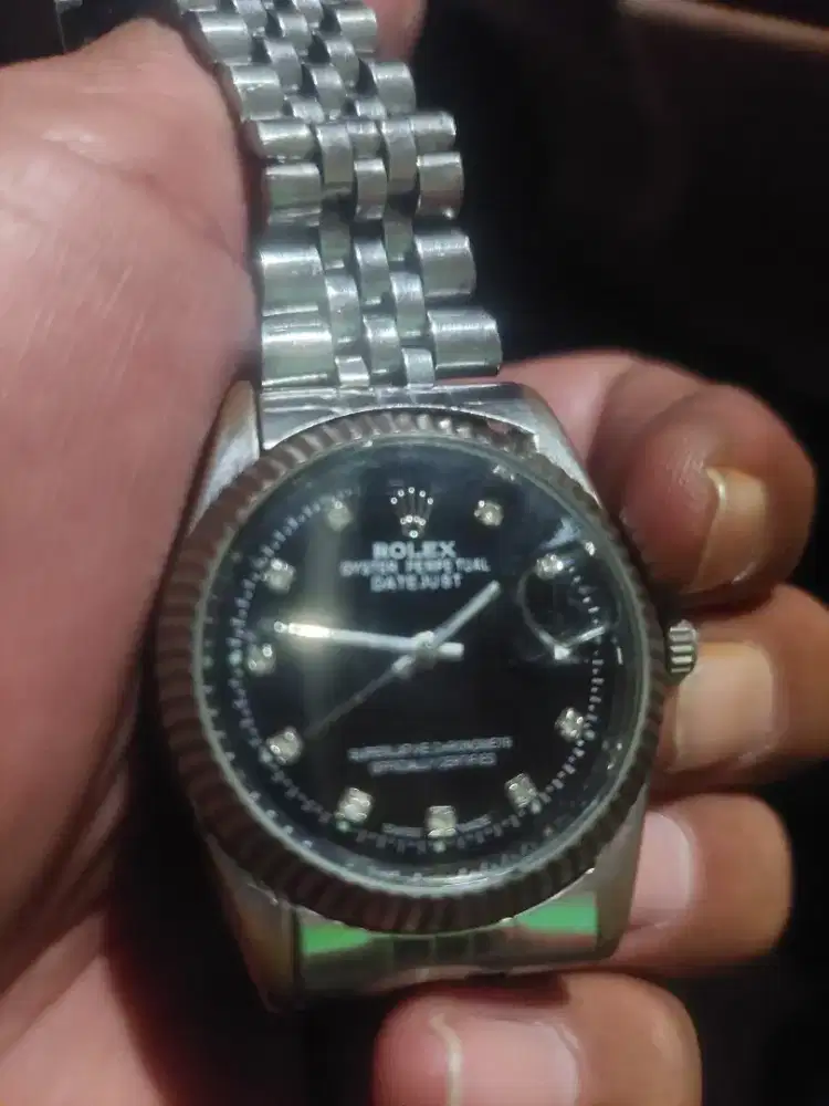 Jam tangan Rolex