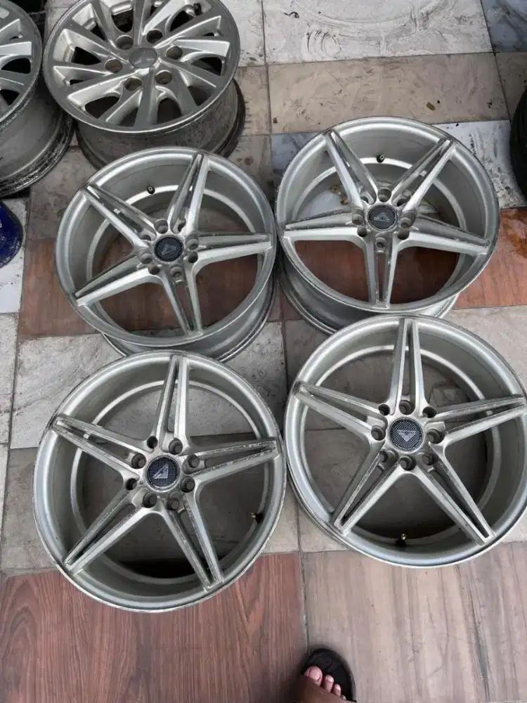 Vorsteiner ring 16 pcd 4x100/114,3 ET 38 Avanza Xenia