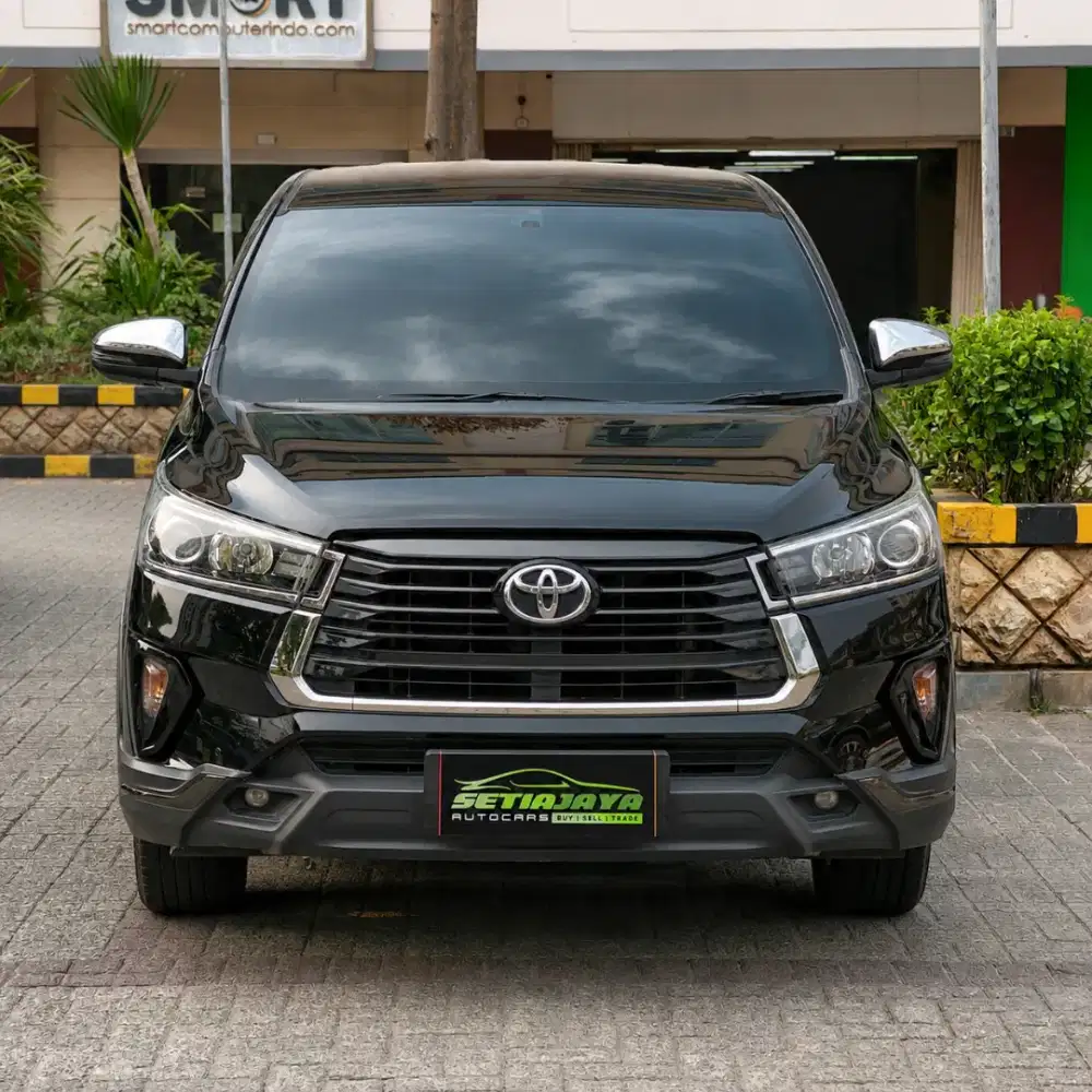 Toyota innova venturer bensin 2000cc matic 2022