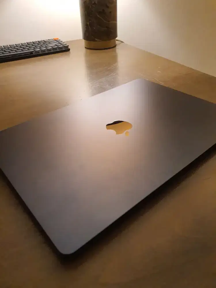 Macbook Air M3 15.3 inch Like New