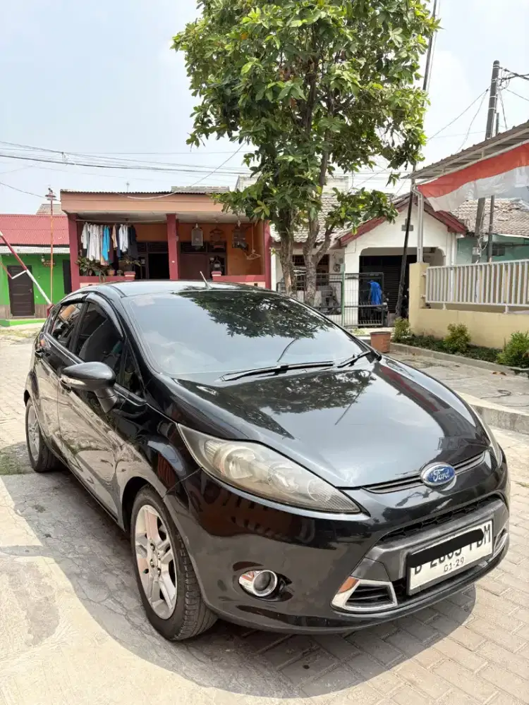 FORD FIESTA 1.6L S MATIC