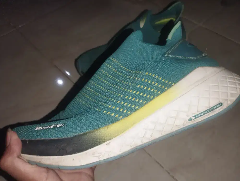 SEPATU 910 NINETEN