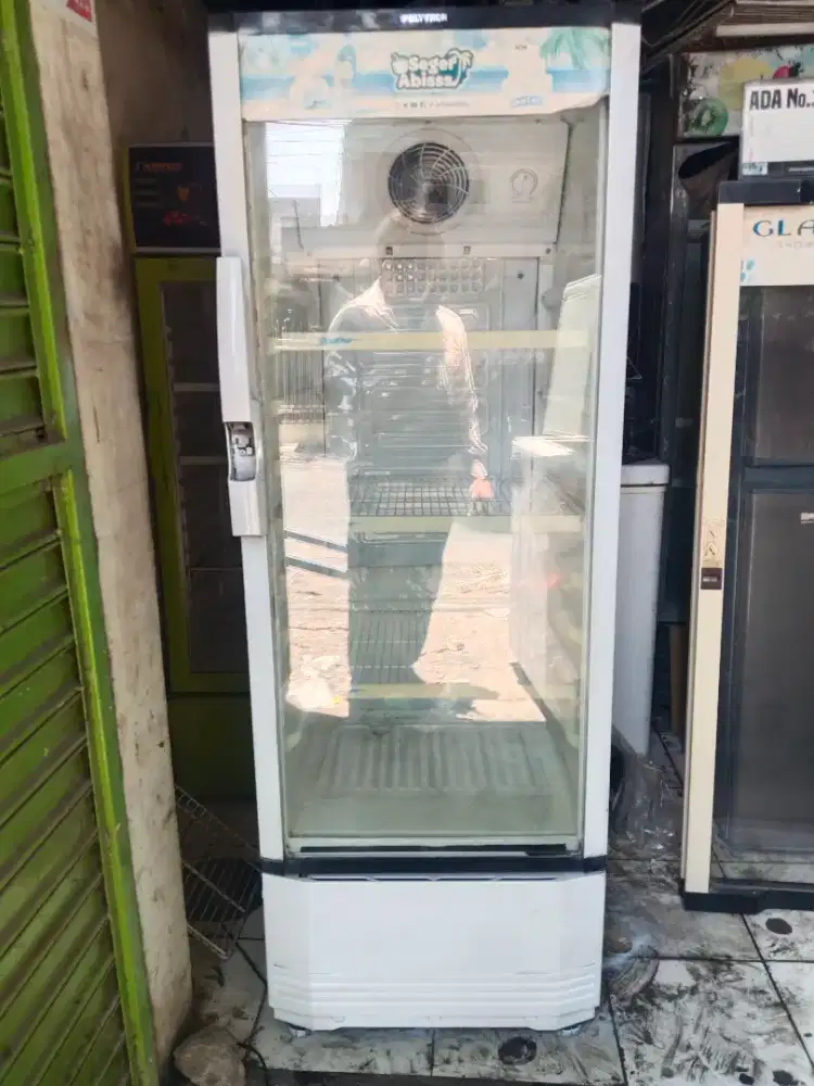 Showcase polytron normal dingin siap pakai