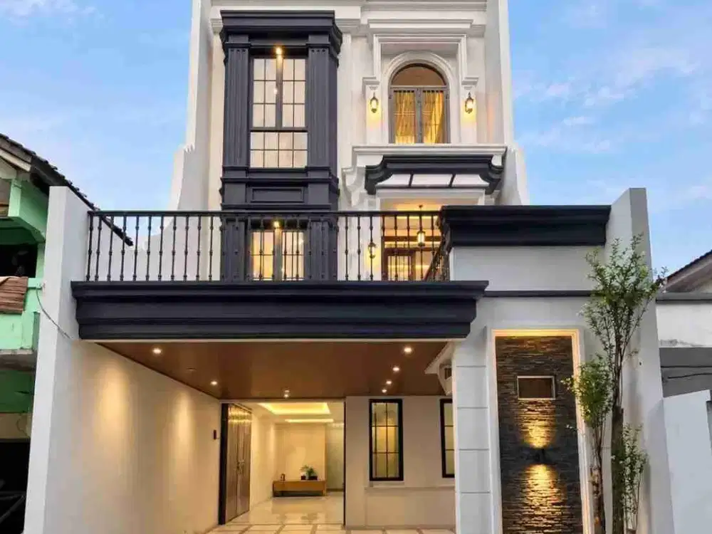 Rumah private pool rooftop siap huni dekat TB simatupang Jaksel
