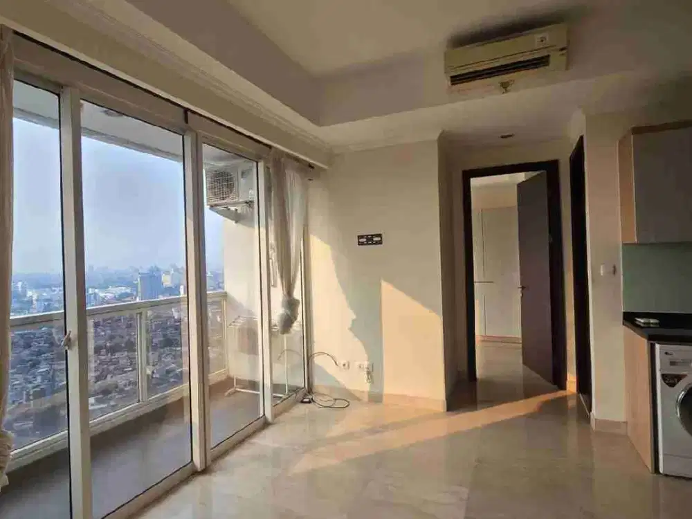 Disewakan Apartemen Menteng Park 2 bedroom semi Furnished view city lepas