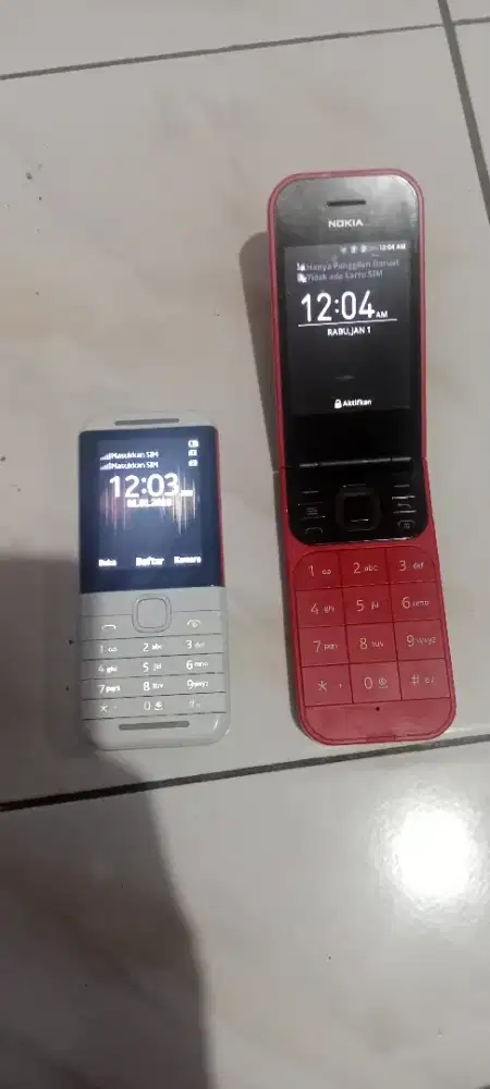 Nokia 2720 flip 4g dan nokia 5310 xpreesmusik