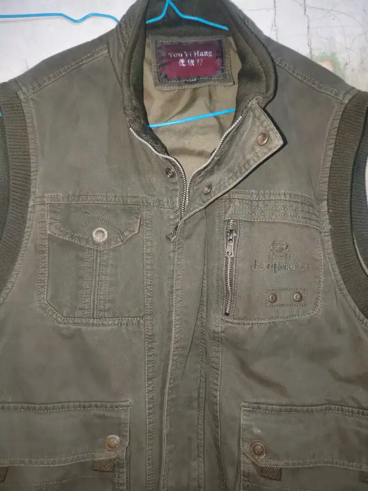 Rompi / Vest merk Jeep Thrifting