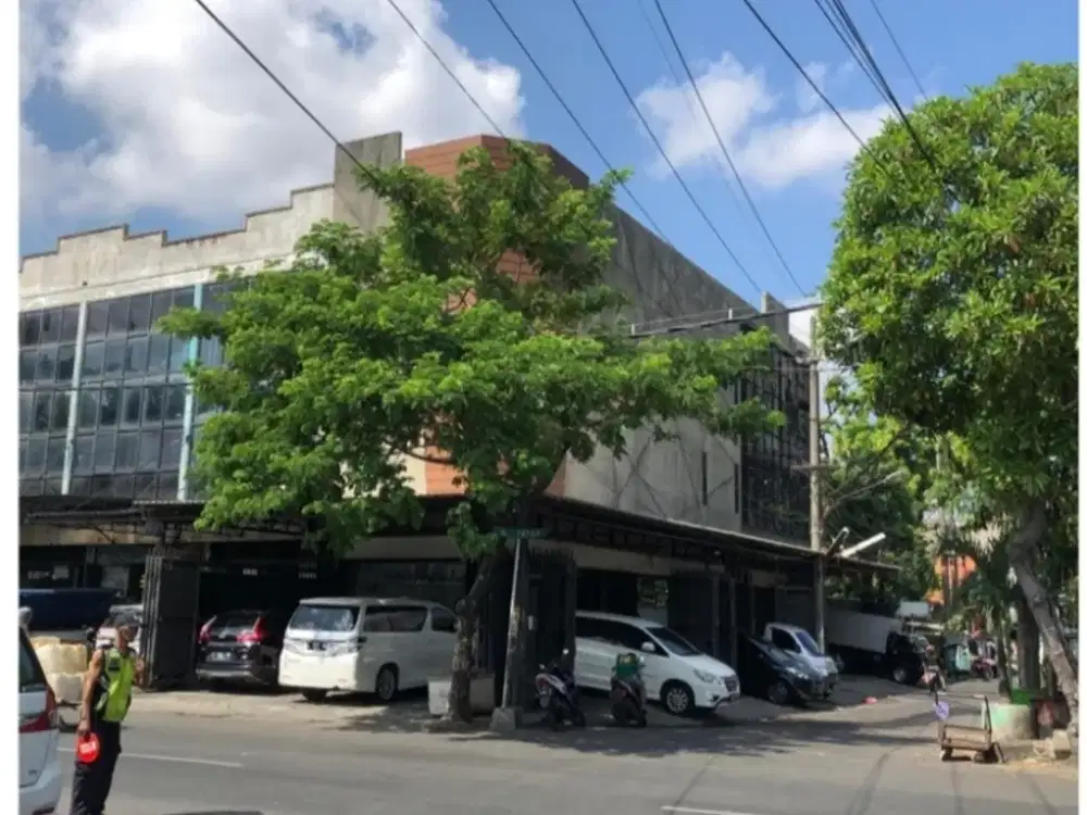 Dijual rumah kantor
