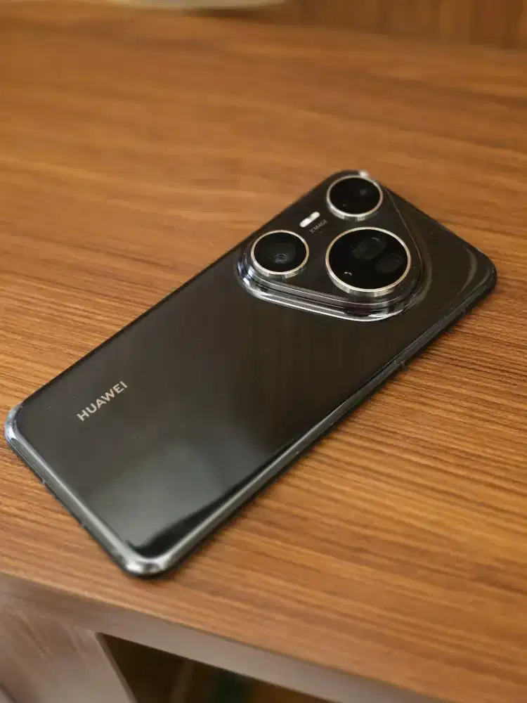 Huawei Pura 80 Ultra 16/512 Garansi Resmi Huawei Indonesia Like New