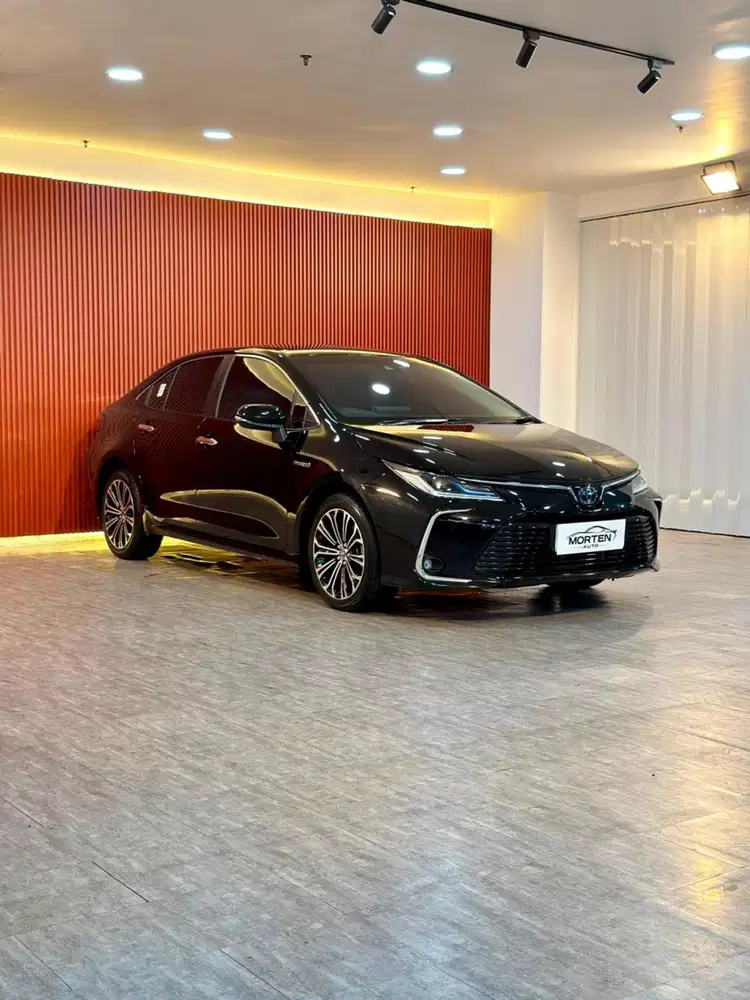 Toyota Corolla Altis 1.8 Hybrid 2021 Low KM 38RB Antik