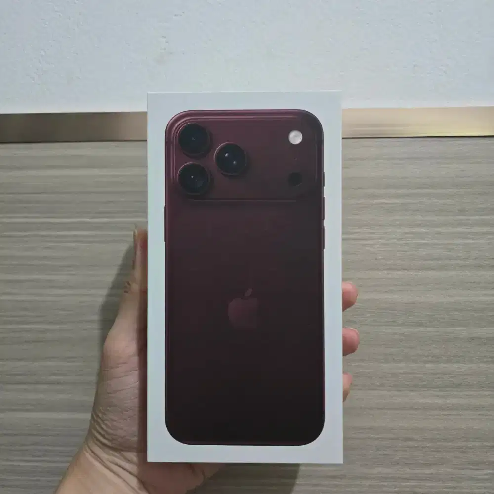 iPhone 18 Pro Max Burgundy 1TB