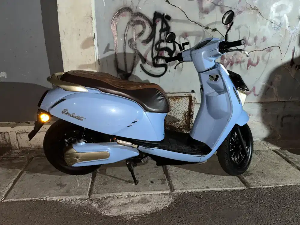 Di jual motor smoot de sultan