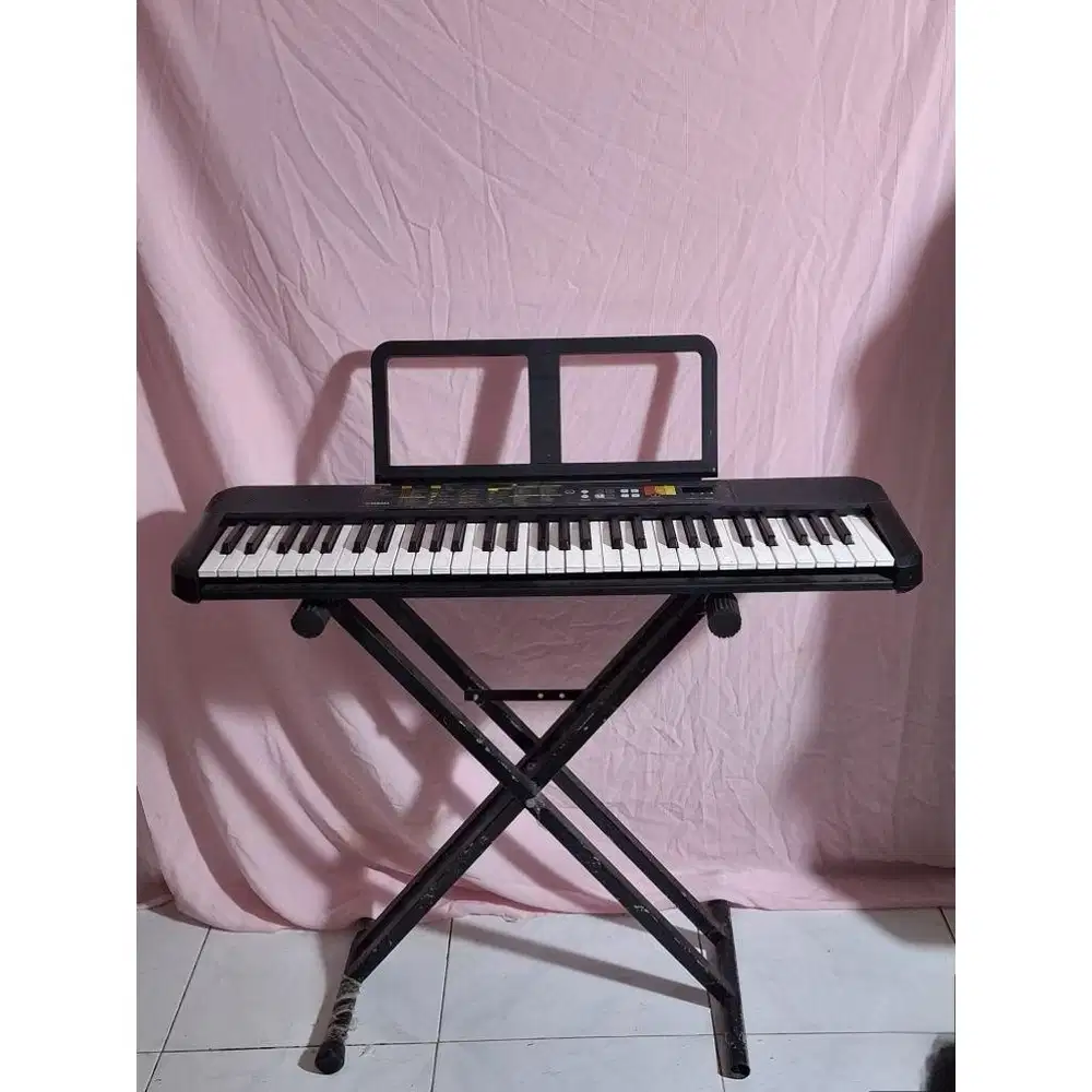 Keyboard Yamaha PSR F52