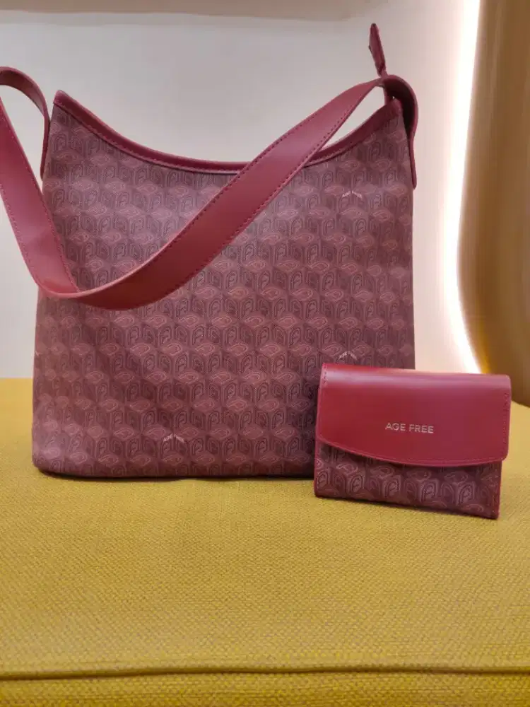 Classic Tote Age Free include wallet classic