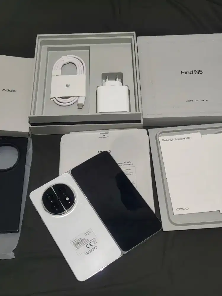 Oppo Find N5 Fold 16GB / 512GB FULLSET LIKE A NEW KONDISI ISTIMEWA