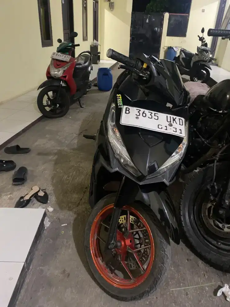 Honda Vario 125 LED Old 2015 Hitam