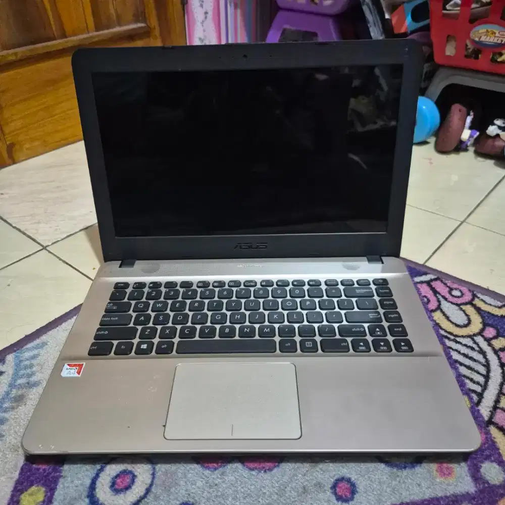 Asus Vivobook X441B Body Tipis