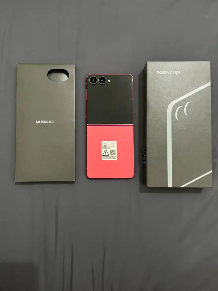 Samsung Galaxy Z Flip 7 12/256gb garansi resmi Sein