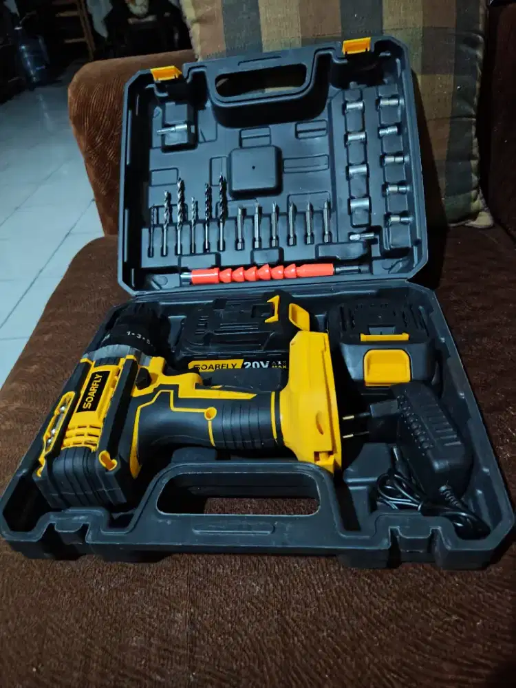 Dijual : Bor Battery Soarfly (2 Battery)
