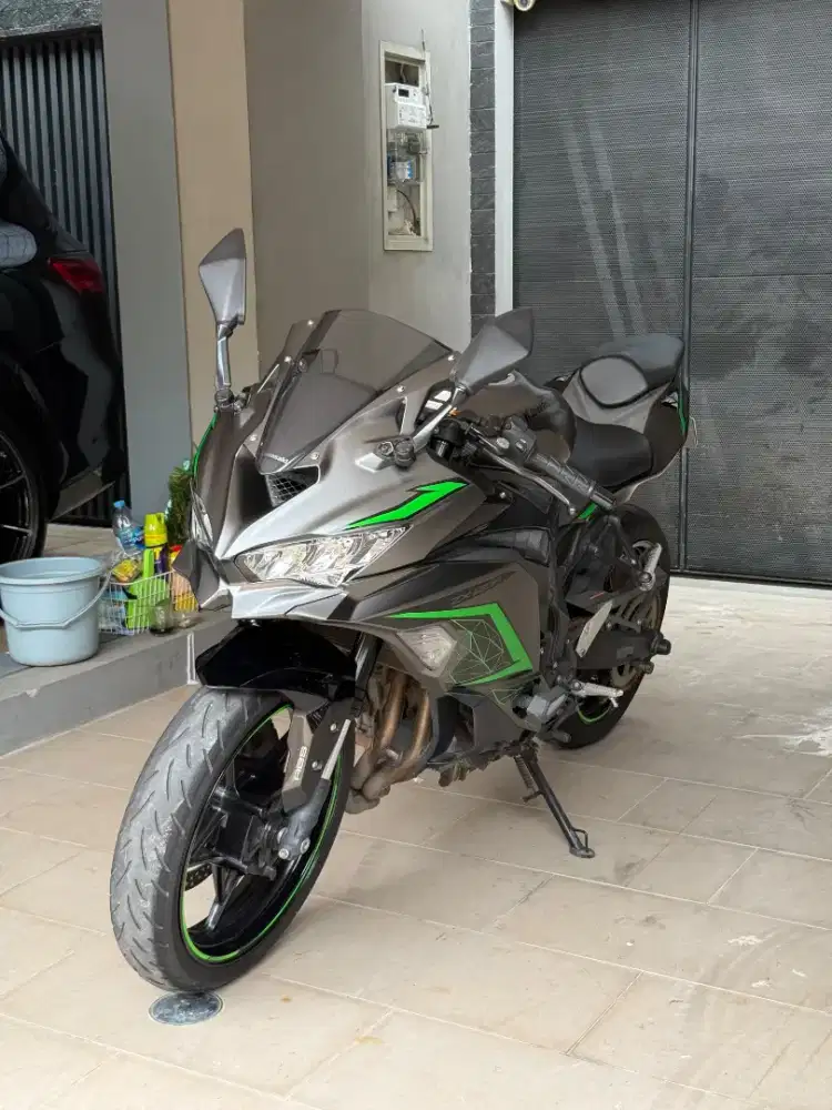 Di Jual ZX25R ABS