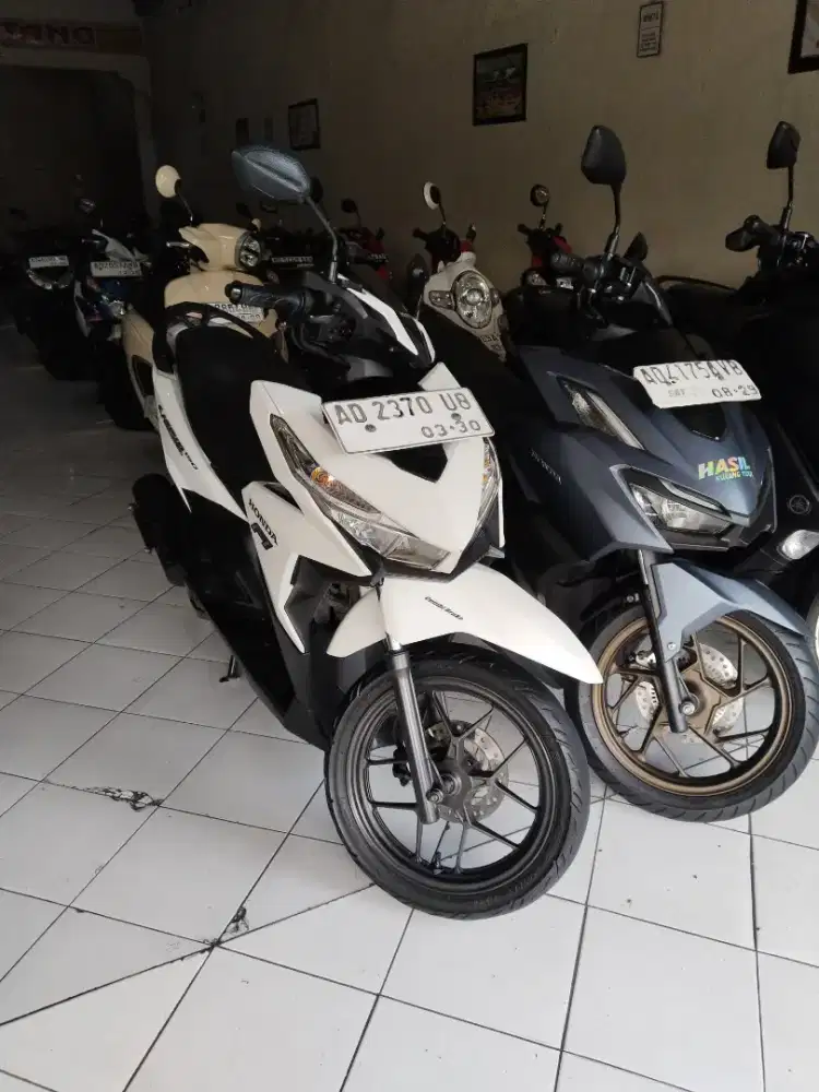 VARIO 150 LED OLD TAHUN 2015