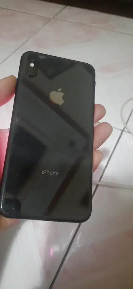 iphone xs max 512 GB wifi only normal