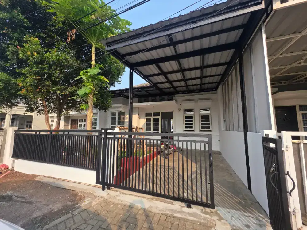 Rumah mungil di Cibubur Country Boulevard