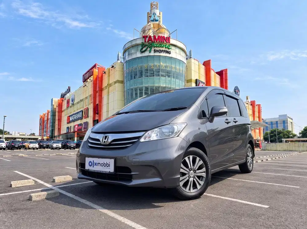 Angs Murah Honda Freed 1.5 S Bensin-AT 2013 Abu CBYCB
