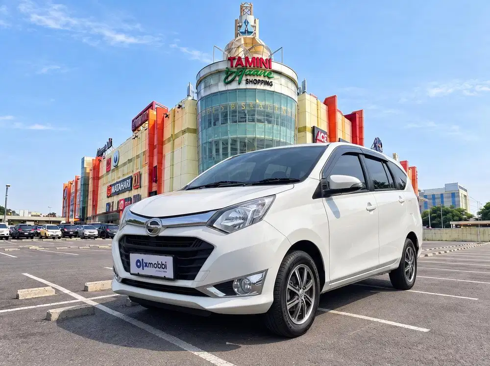 Angs Murah Daihatsu Sigra 1.2 R Bensin-MT 2018 Putih CVOCB