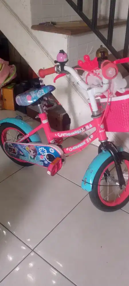 Sepeda Anak Cewek 12 Inchi