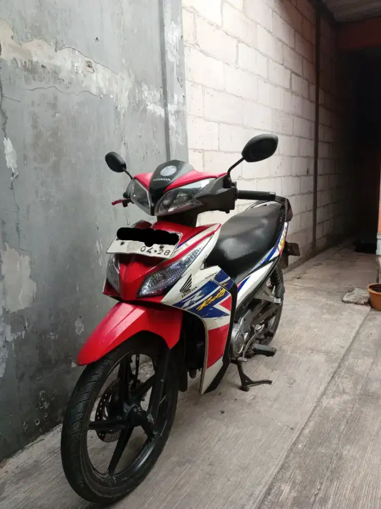 HONDA BLADE NEW TAHUN 2013 KARBURATOR
