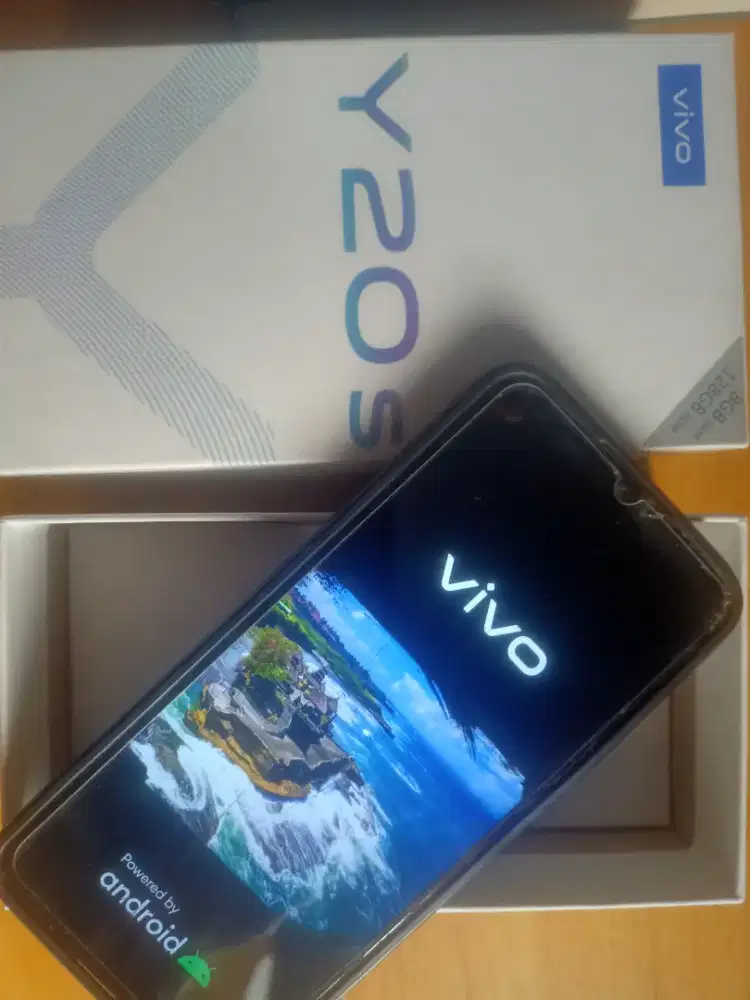 Jual cepat, Vivo y20s, 8+4/128