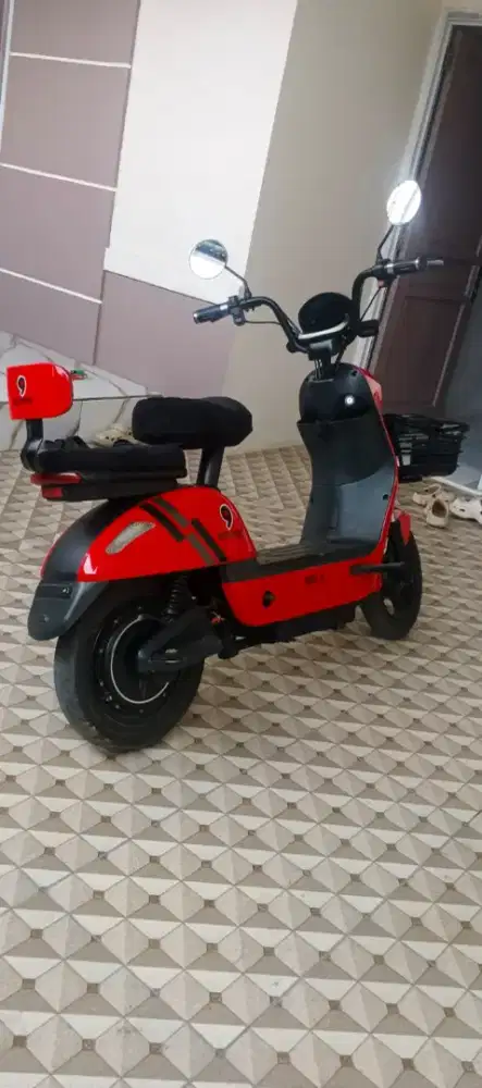 Sepeda listrik normal siap pakai