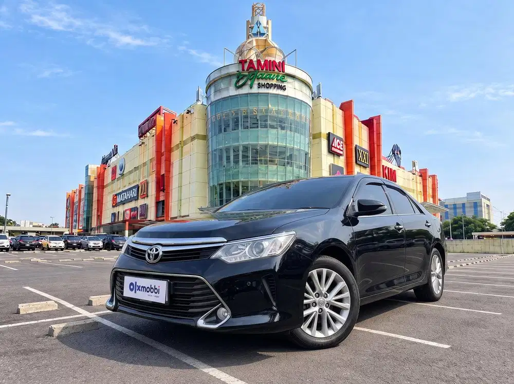 Angs Murah Toyota Camry 2.5 V Bensin-AT 2016 Hitam CUAGB