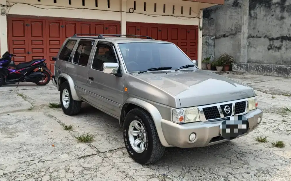 Dijual Nissan Terrano Spirit S3 '06 4x4