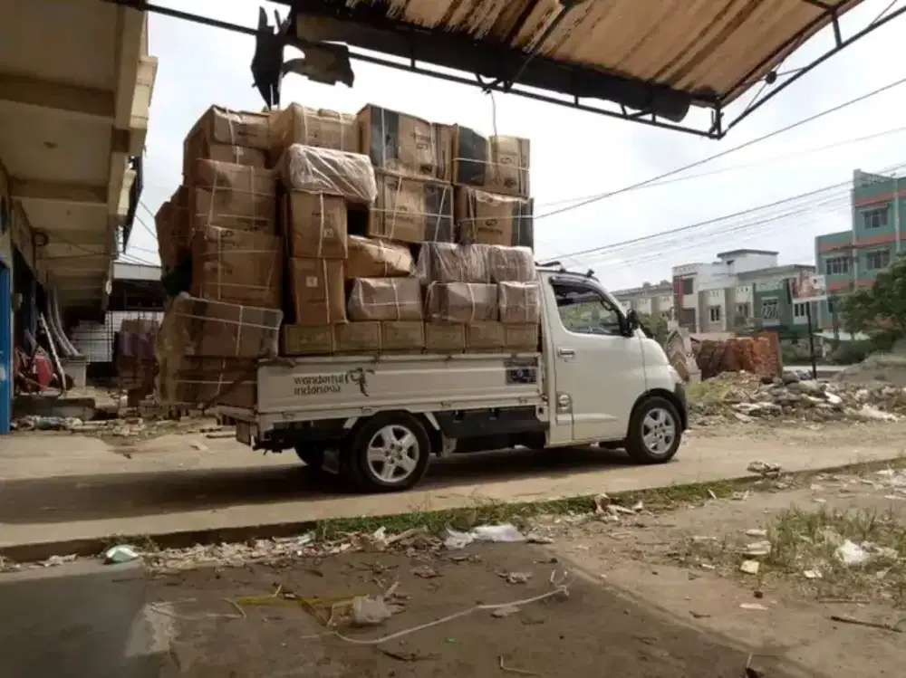 Jasa angkutan barang dalam Dan luar kota