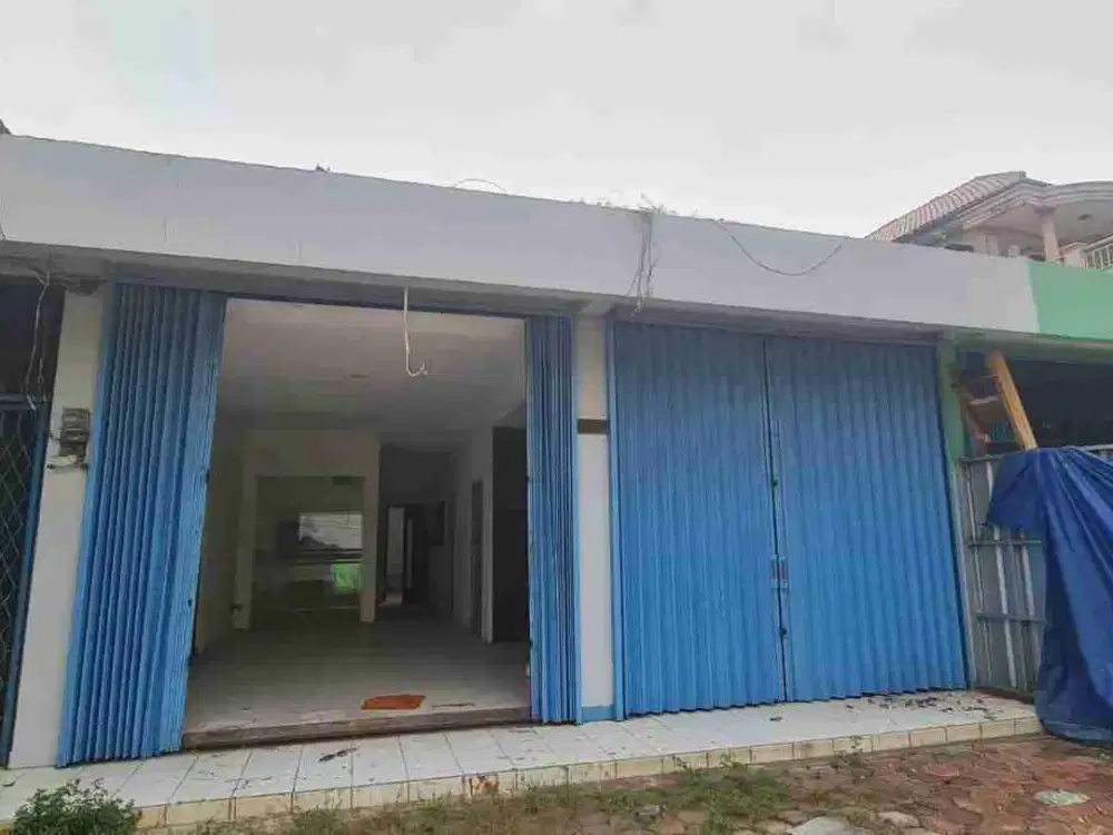 Ruko Sewa Ex Klinik pinggir jalan dekat Tol di Jatibening Bekasi