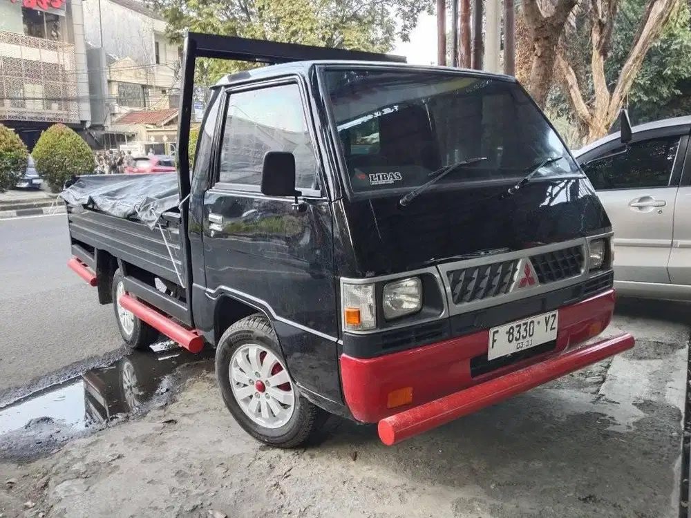 Mitsubishi Colt L300 Pick Up bensin 1996