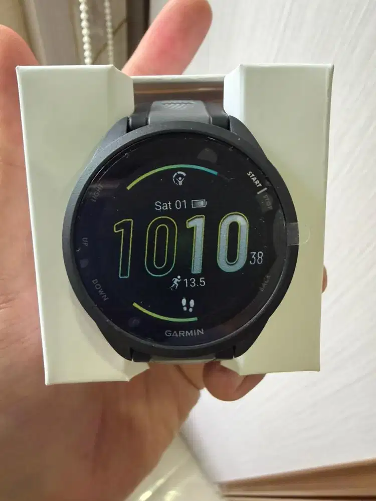 Garmin Forerunner 165 Black BNOB