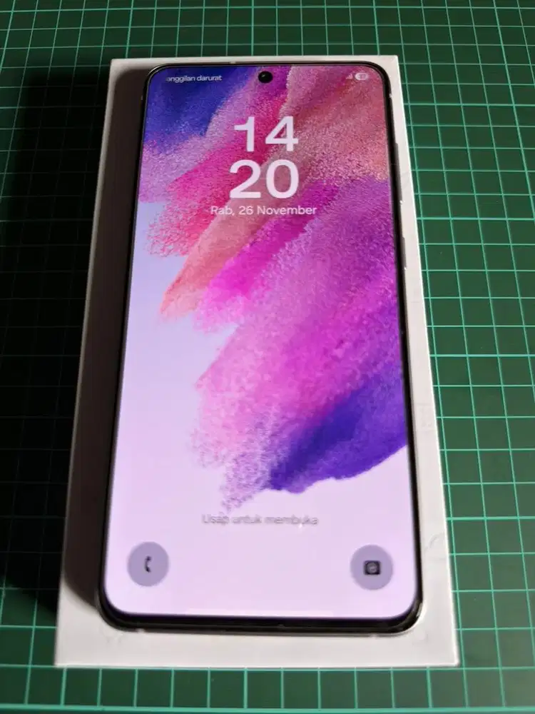 Samsung 21 FE 5G 8 GB 256 GB
