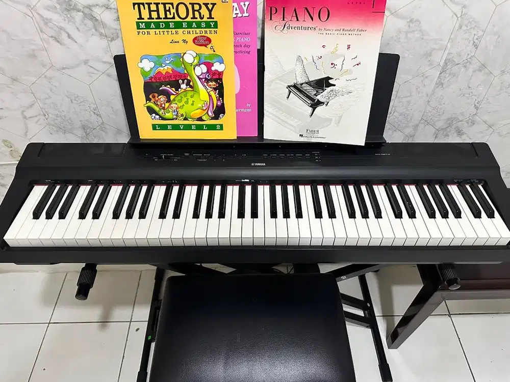 Piano Digital P121