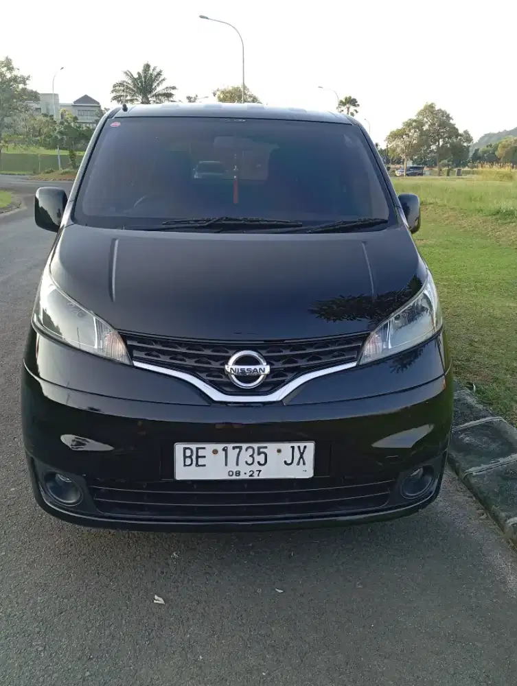 NISSAN EVALIA XV A/T 2012